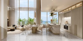 Salon luxueux de penthouse avec vue sur l'océan